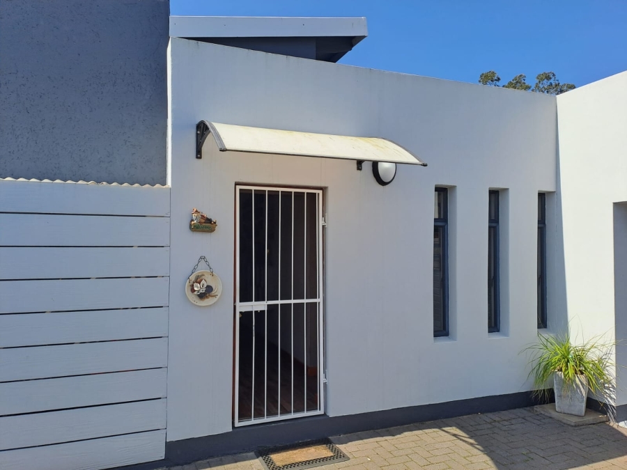 2 Bedroom Property for Sale in Nahoon Valley Park Eastern Cape